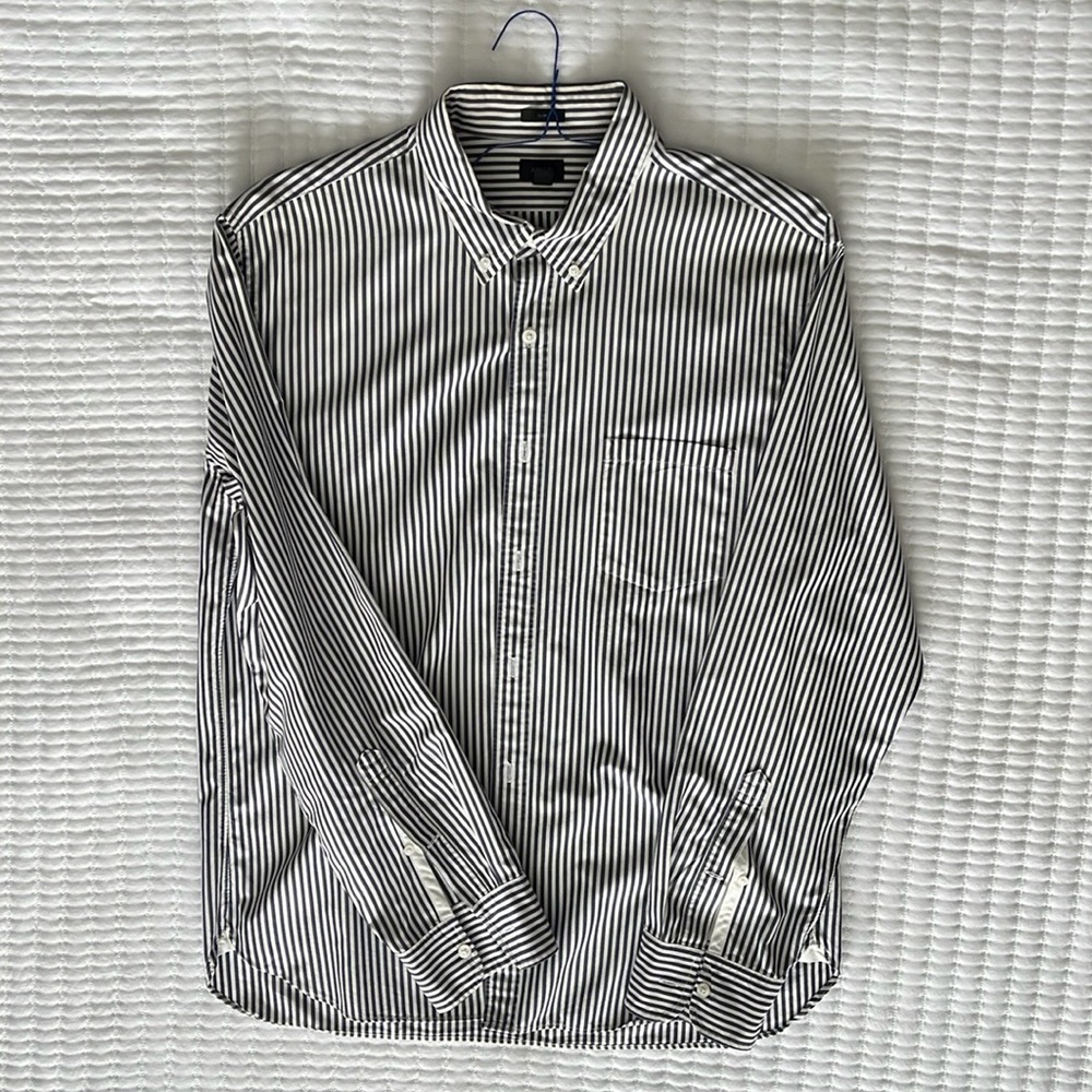 J. Crew Men's Black and White Striped Button Down Shirt